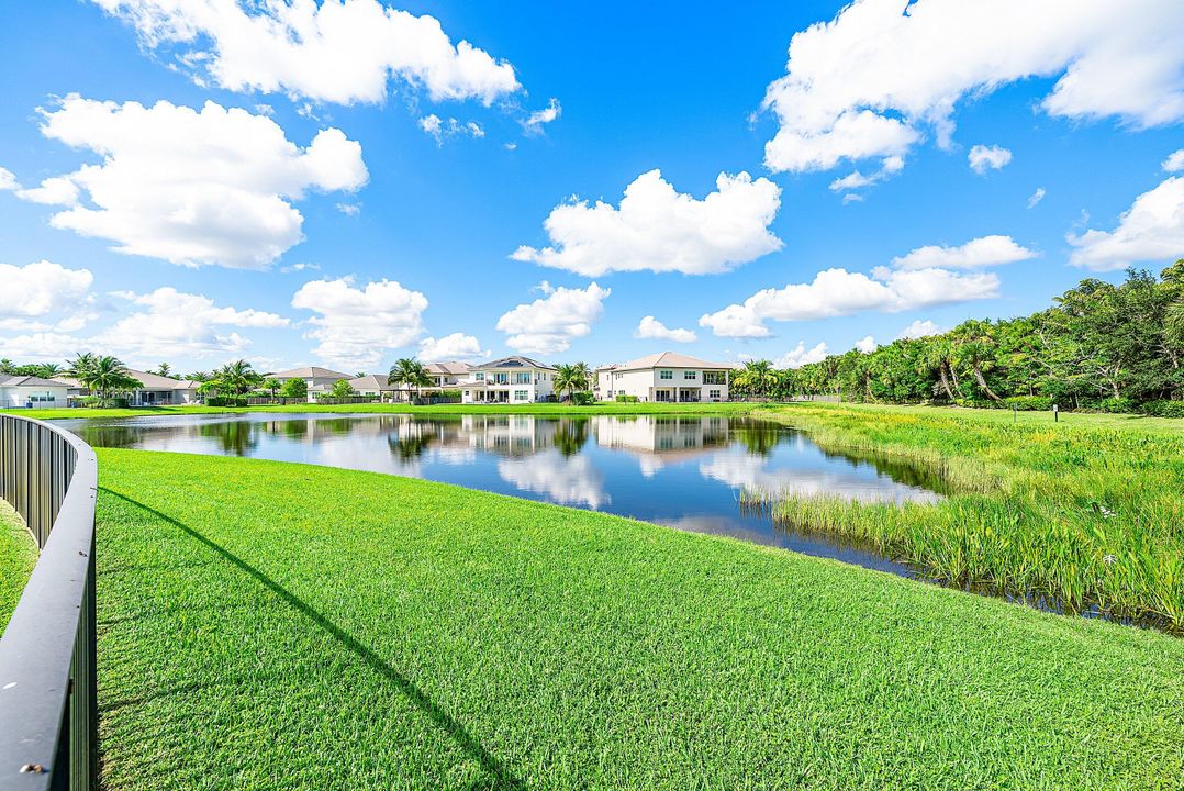 В аренду: $17,000 (5 спален, 5 ванн, 5757 Квадратных фут)