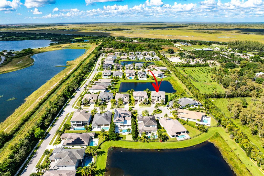 В аренду: $17,000 (5 спален, 5 ванн, 5757 Квадратных фут)