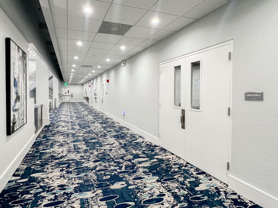 For Sale: $249,990 (2 beds, 2 baths, 990 Square Feet)