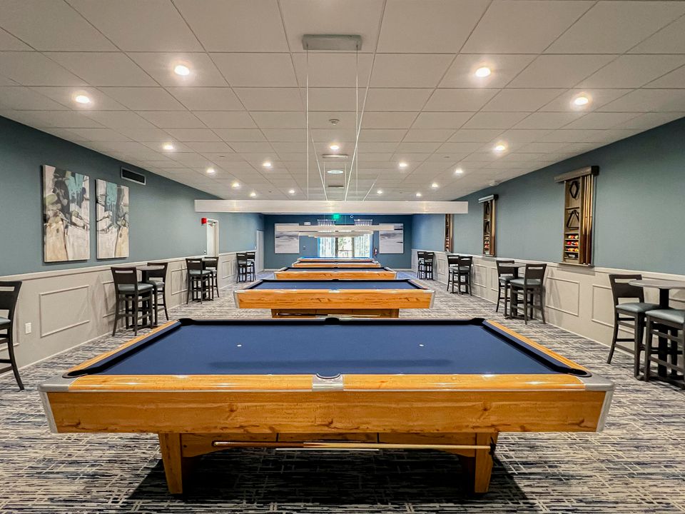 For Sale: $249,990 (2 beds, 2 baths, 990 Square Feet)