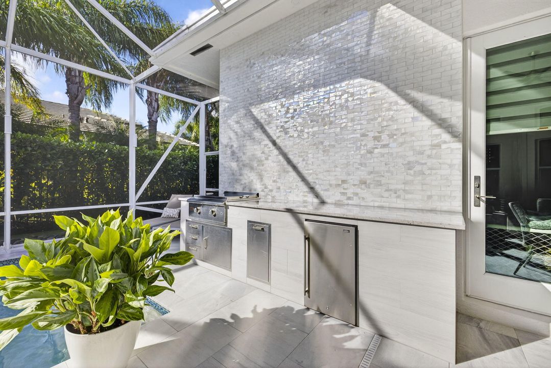 For Sale: $1,500,000 (3 beds, 3 baths, 2685 Square Feet)