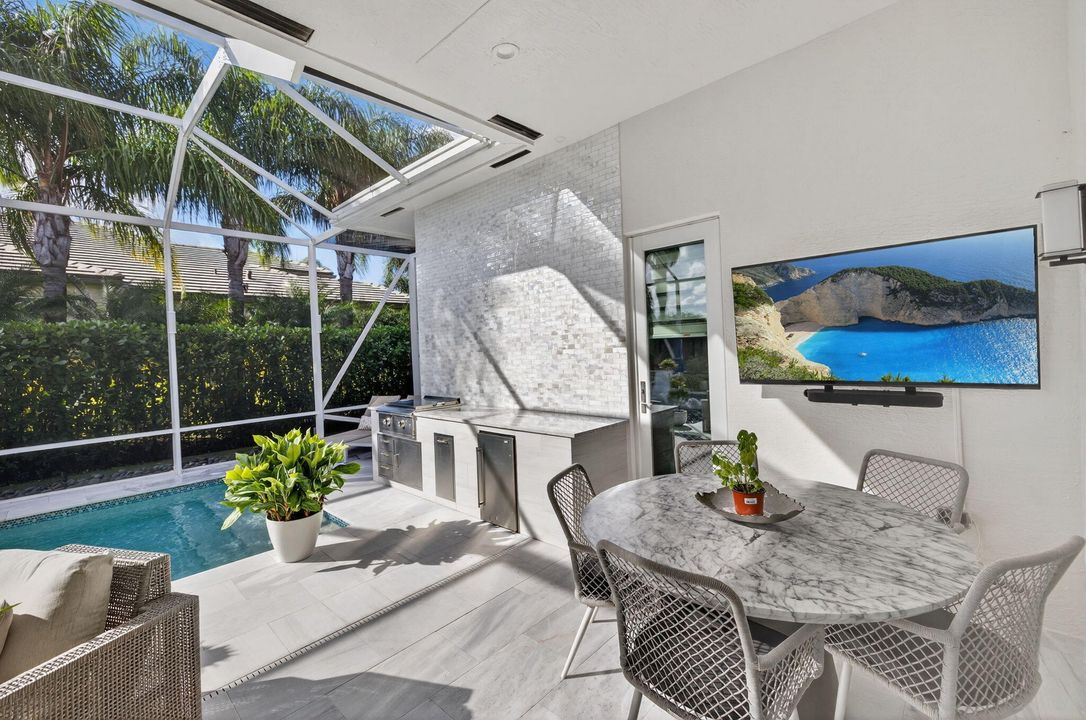 For Sale: $1,500,000 (3 beds, 3 baths, 2685 Square Feet)