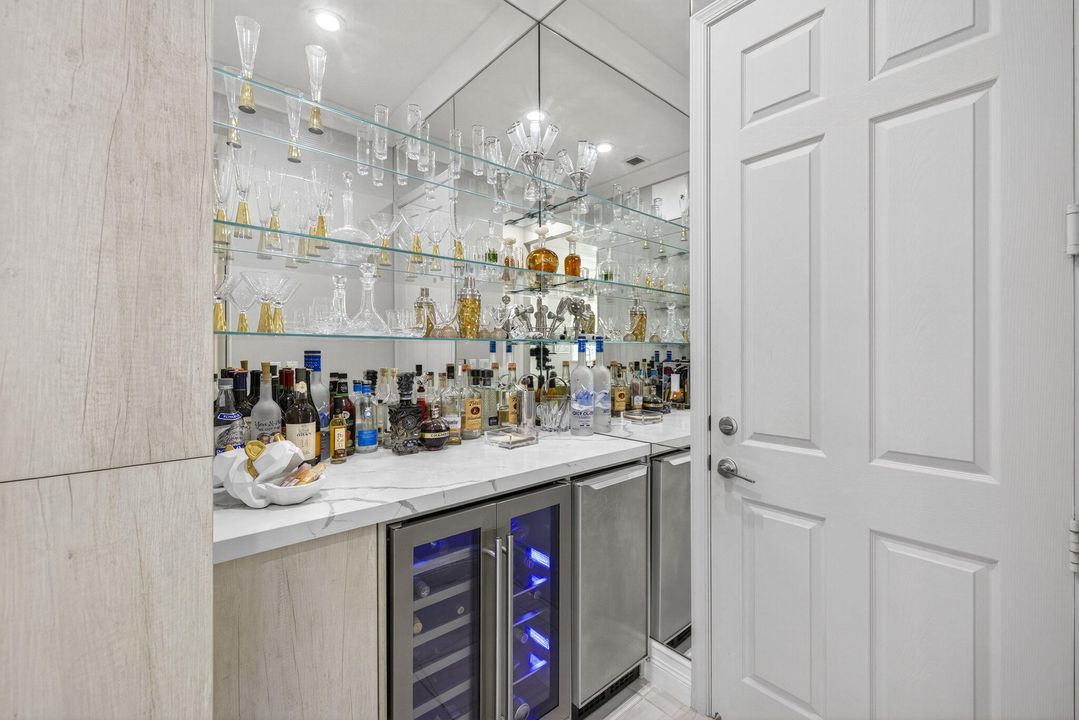 For Sale: $1,500,000 (3 beds, 3 baths, 2685 Square Feet)