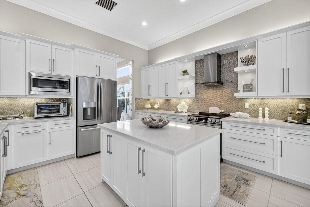 For Sale: $1,500,000 (3 beds, 3 baths, 2685 Square Feet)