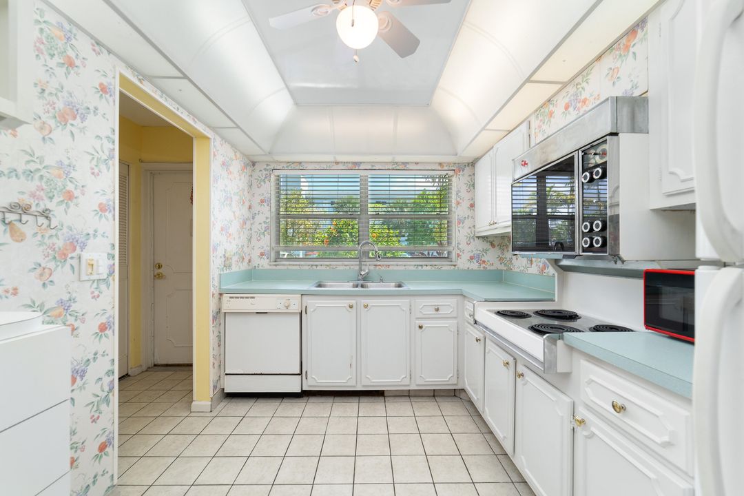 Activo con contrato: $139,900 (2 camas, 2 baños, 963 Pies cuadrados)