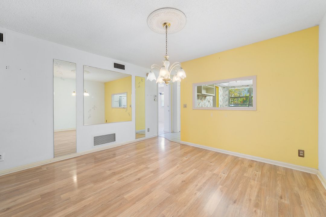 Activo con contrato: $139,900 (2 camas, 2 baños, 963 Pies cuadrados)