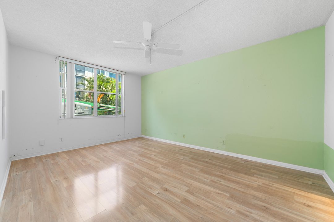 Activo con contrato: $139,900 (2 camas, 2 baños, 963 Pies cuadrados)