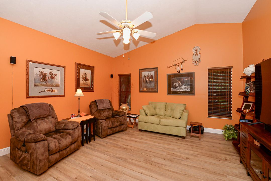 For Sale: $625,000 (4 beds, 2 baths, 2506 Square Feet)