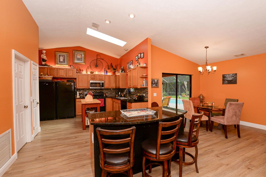 For Sale: $625,000 (4 beds, 2 baths, 2506 Square Feet)