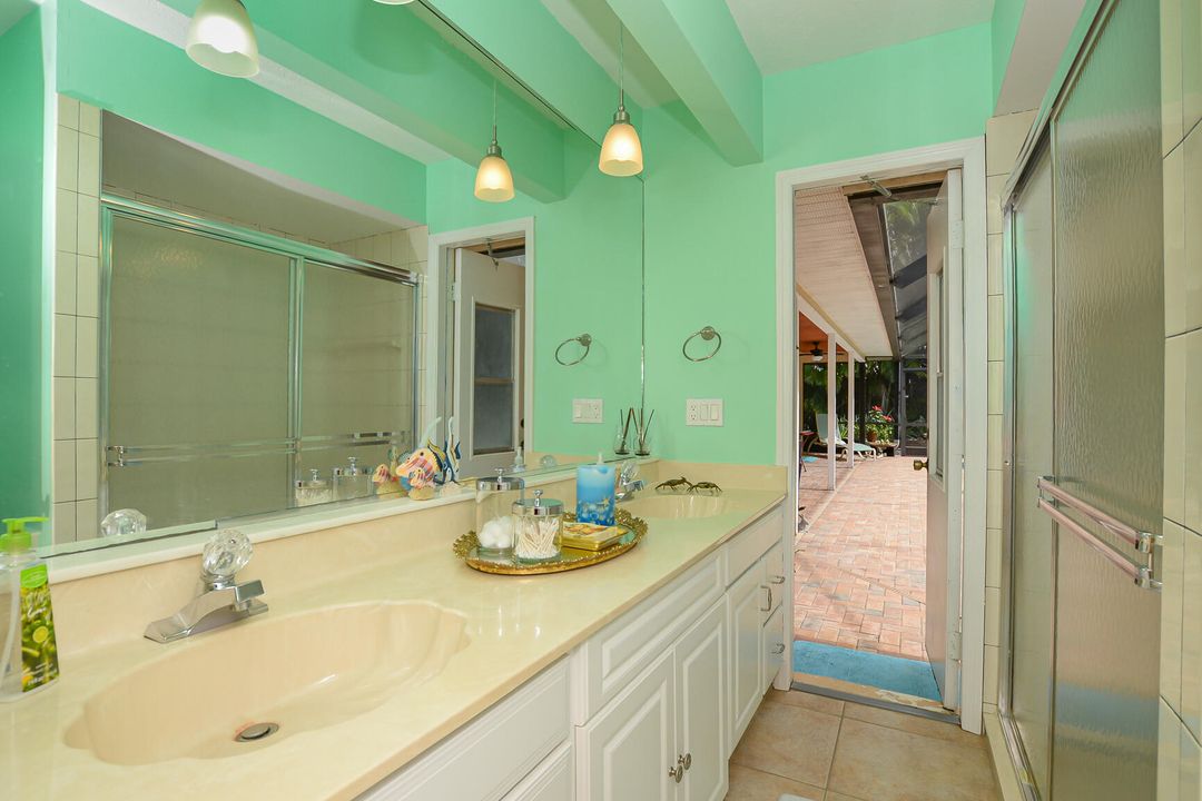 For Sale: $625,000 (4 beds, 2 baths, 2506 Square Feet)