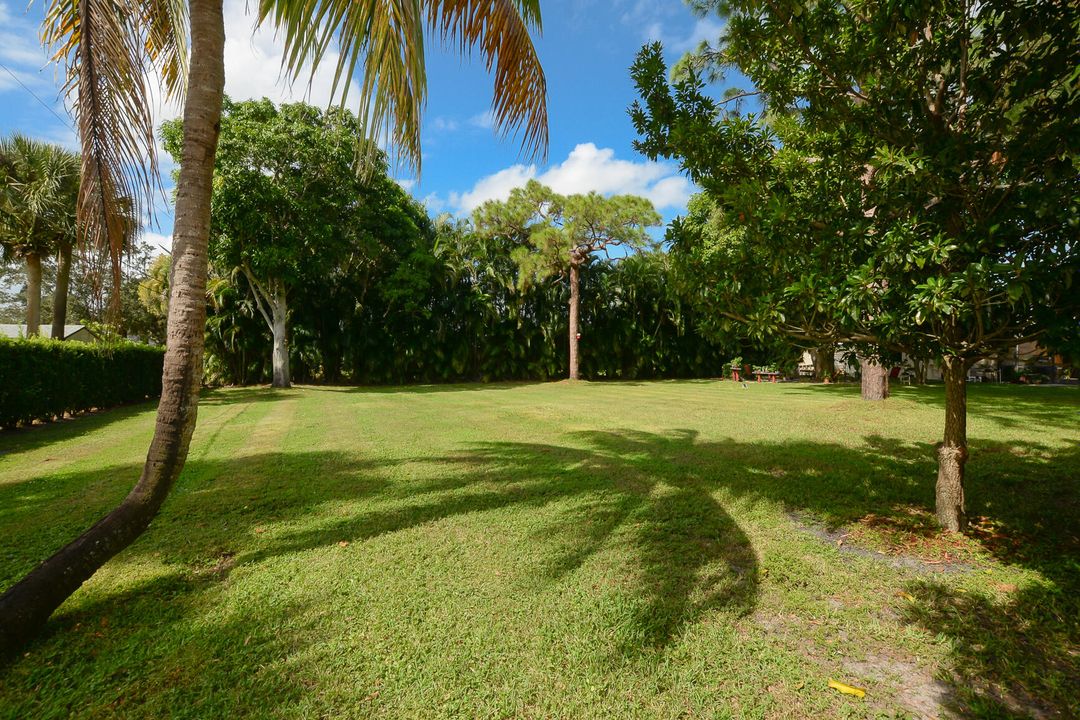 For Sale: $625,000 (4 beds, 2 baths, 2506 Square Feet)