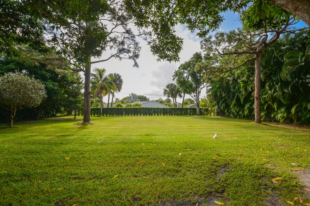 For Sale: $625,000 (4 beds, 2 baths, 2506 Square Feet)