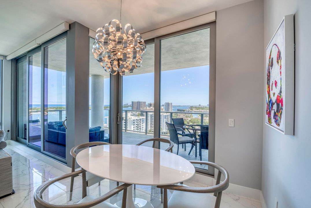 出租: $12,500 (3 贝兹, 3 浴室, 1788 平方英尺)