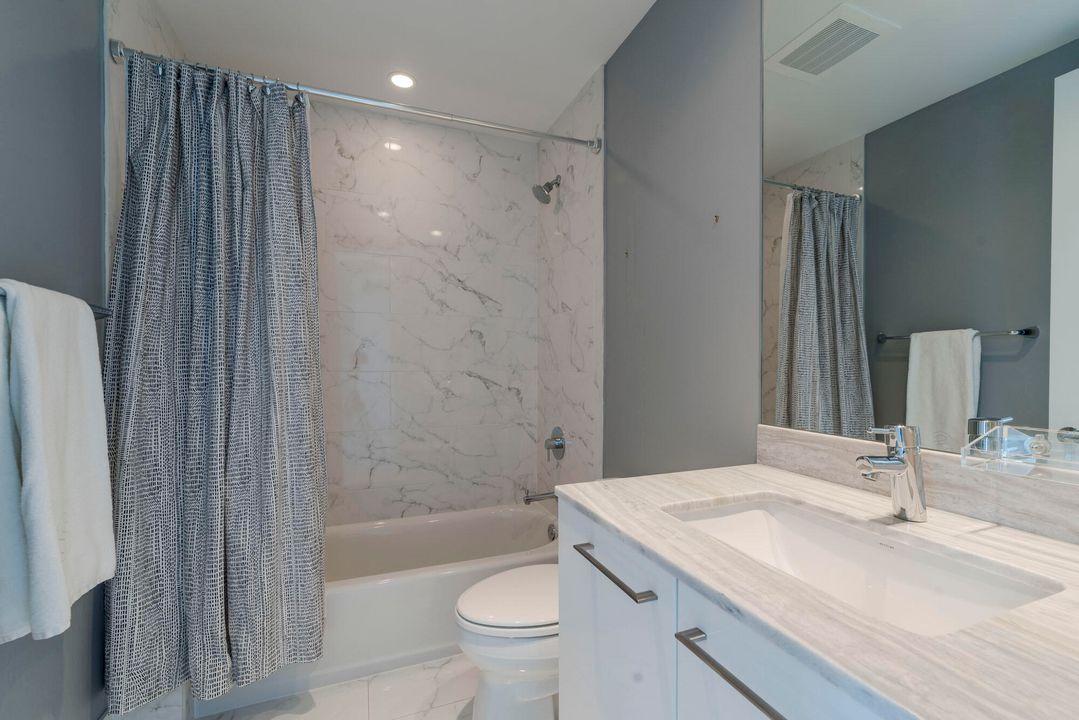 出租: $12,500 (3 贝兹, 3 浴室, 1788 平方英尺)