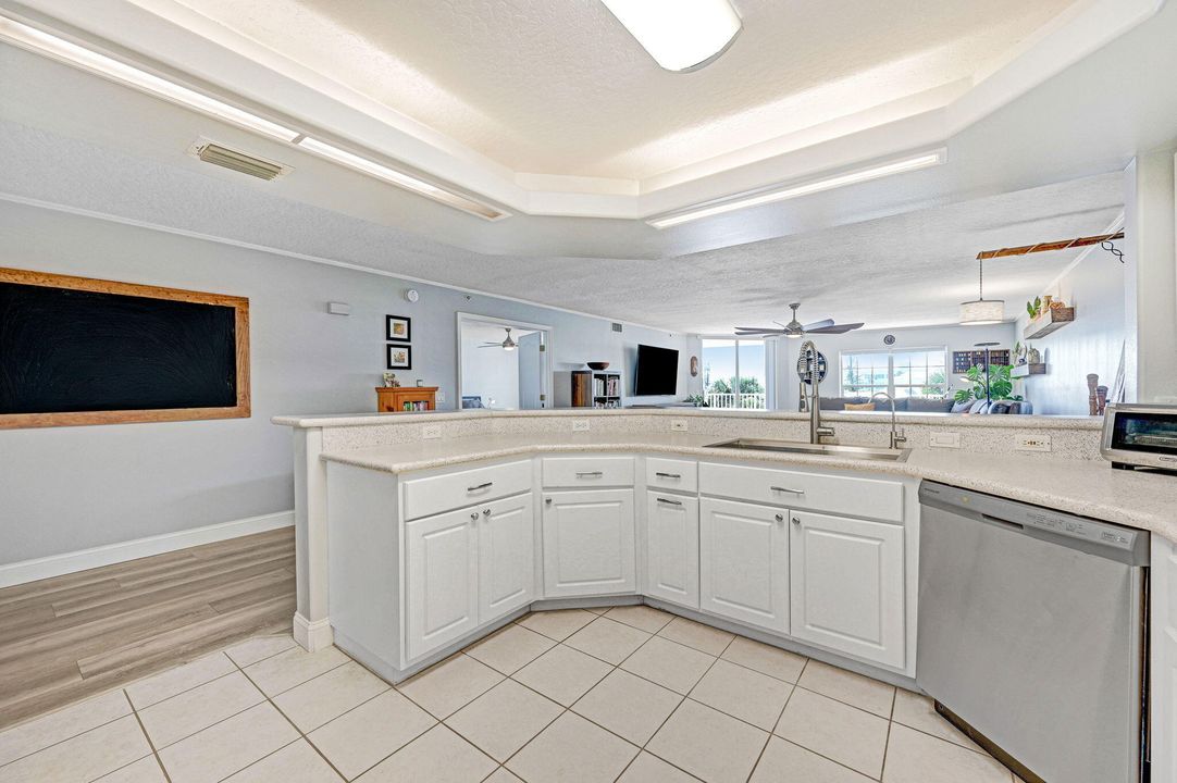 На продажу: $475,000 (3 спален, 2 ванн, 2292 Квадратных фут)