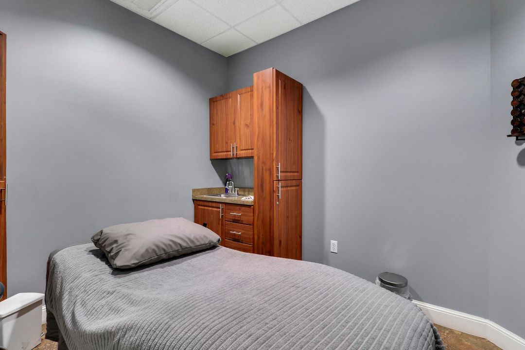 For Sale: $1,300,000 (0 beds, 0 baths, 4458 Square Feet)