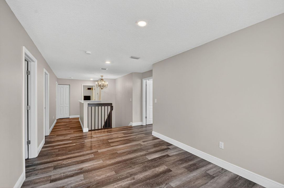 For Sale: $570,000 (4 beds, 2 baths, 2565 Square Feet)