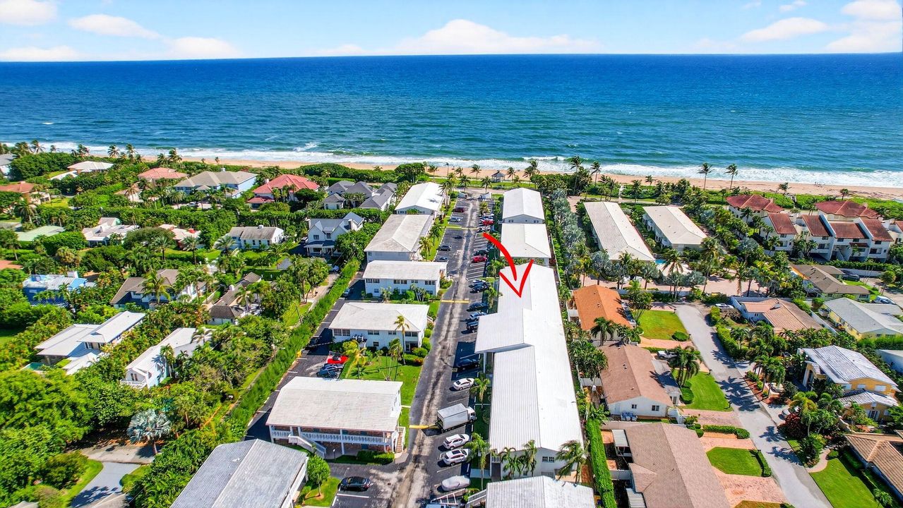 На продажу: $249,000 (2 спален, 1 ванн, 1011 Квадратных фут)