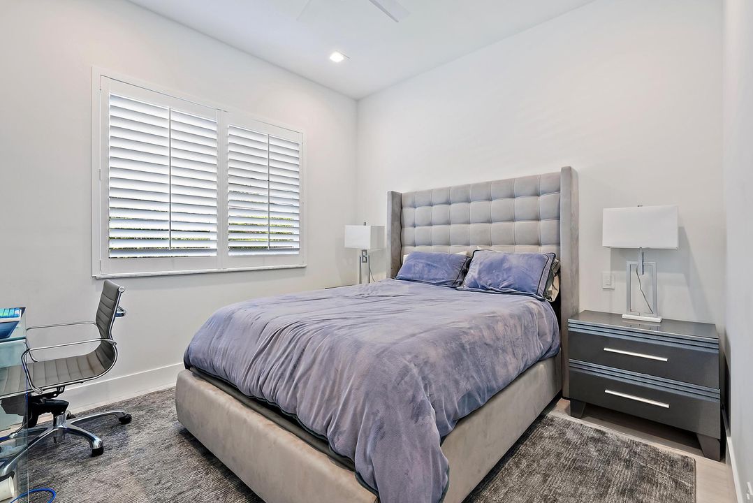 For Sale: $1,569,000 (4 beds, 5 baths, 3501 Square Feet)