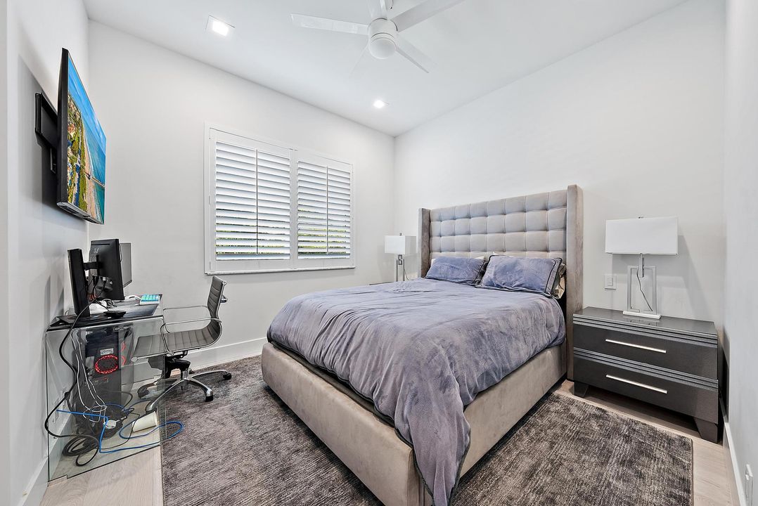 For Sale: $1,569,000 (4 beds, 5 baths, 3501 Square Feet)