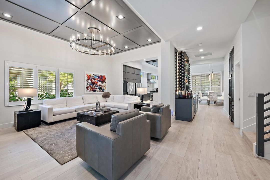 For Sale: $1,569,000 (4 beds, 5 baths, 3501 Square Feet)