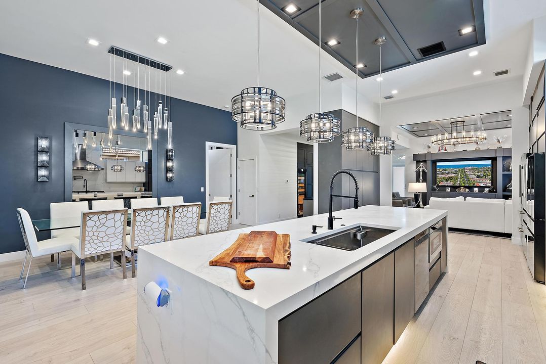 For Sale: $1,569,000 (4 beds, 5 baths, 3501 Square Feet)