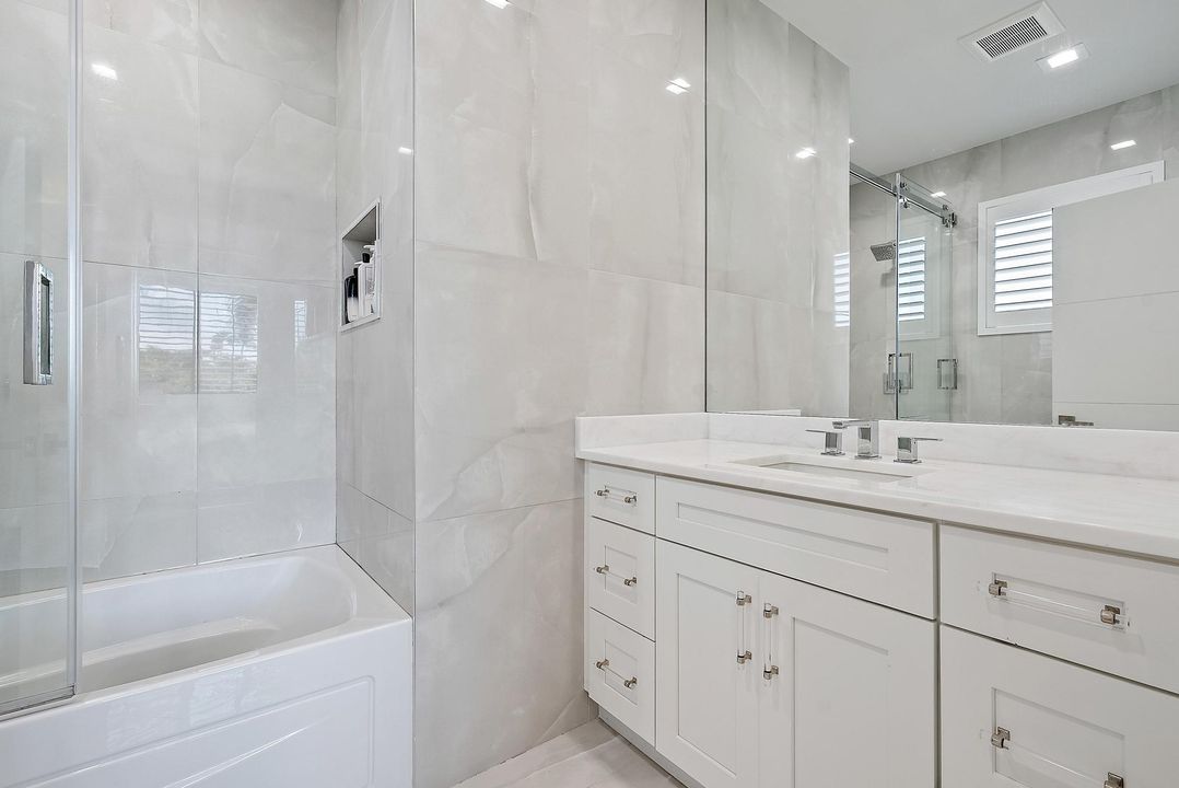 For Sale: $1,569,000 (4 beds, 5 baths, 3501 Square Feet)