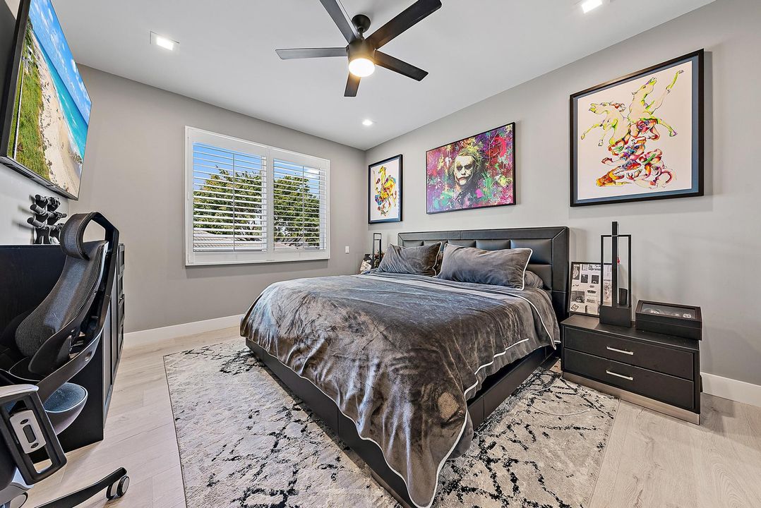 For Sale: $1,569,000 (4 beds, 5 baths, 3501 Square Feet)