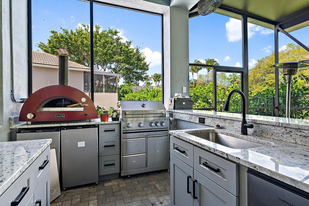 For Sale: $1,569,000 (4 beds, 5 baths, 3501 Square Feet)