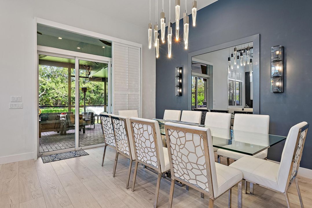 For Sale: $1,569,000 (4 beds, 5 baths, 3501 Square Feet)