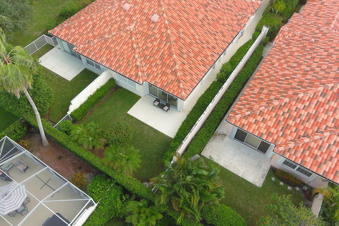 For Sale: $399,900 (2 beds, 2 baths, 1680 Square Feet)