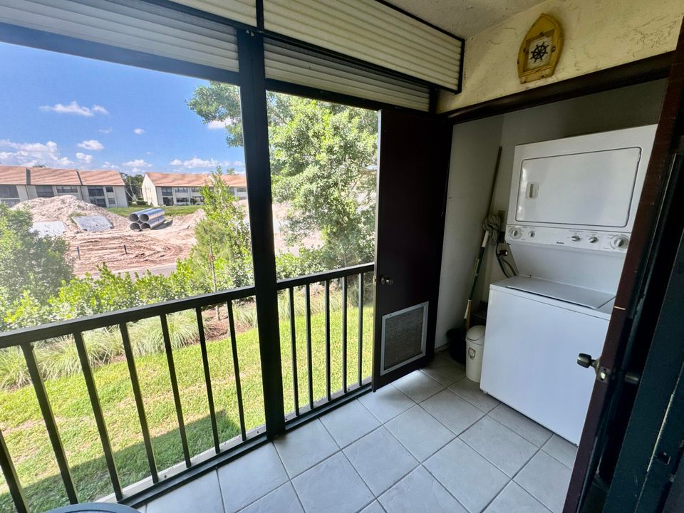 For Rent: $1,900 (2 beds, 2 baths, 790 Square Feet)