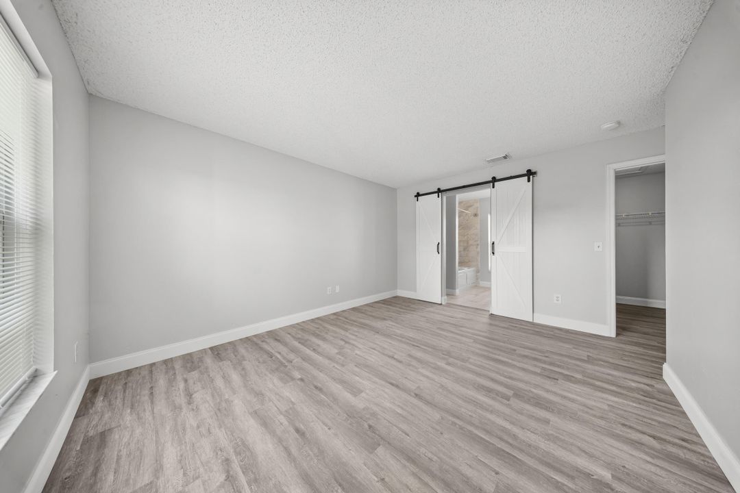 Active With Contract: $389,900 (4 beds, 2 baths, 1715 Square Feet)