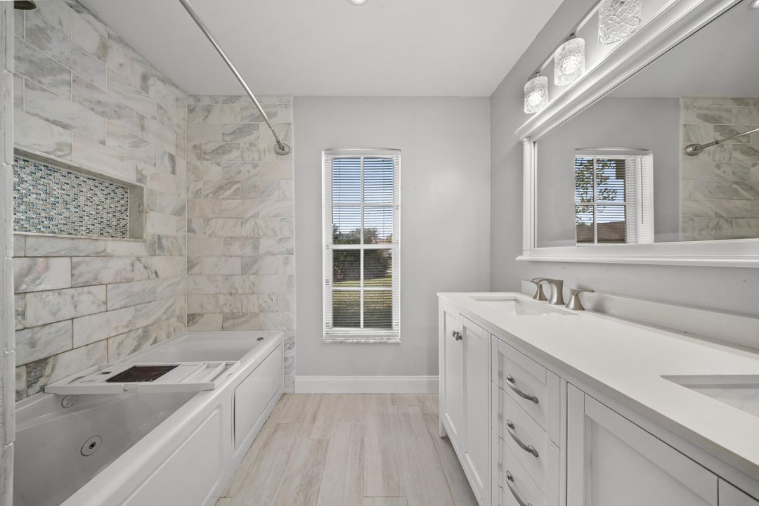 Active With Contract: $389,900 (4 beds, 2 baths, 1715 Square Feet)