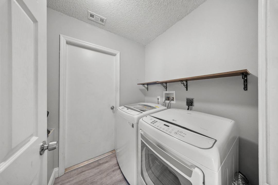 Active With Contract: $389,900 (4 beds, 2 baths, 1715 Square Feet)