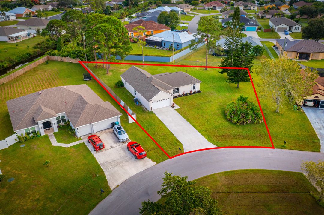 Active With Contract: $389,900 (4 beds, 2 baths, 1715 Square Feet)