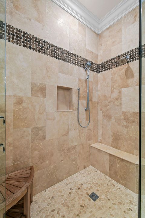 出租: $6,750 (3 贝兹, 2 浴室, 1585 平方英尺)