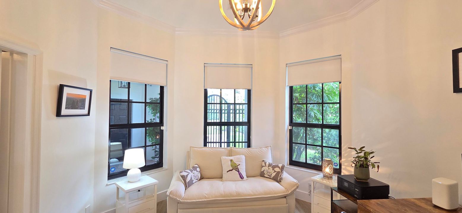 For Sale: $1,870,000 (3 beds, 3 baths, 2017 Square Feet)