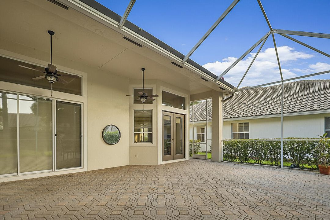 待售: $1,100,000 (4 贝兹, 3 浴室, 3109 平方英尺)