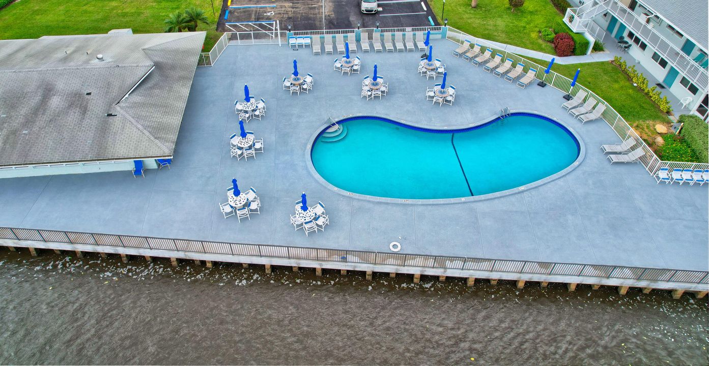 待售: $130,000 (1 贝兹, 1 浴室, 570 平方英尺)