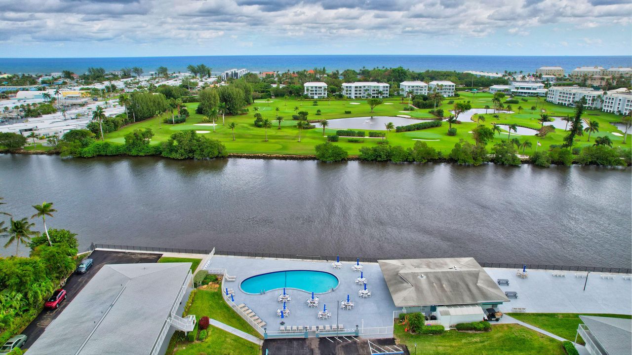 待售: $130,000 (1 贝兹, 1 浴室, 570 平方英尺)