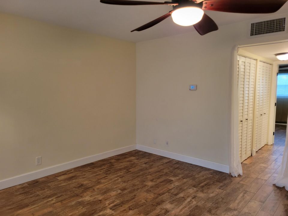 Active With Contract: $1,799 (1 beds, 1 baths, 719 Square Feet)