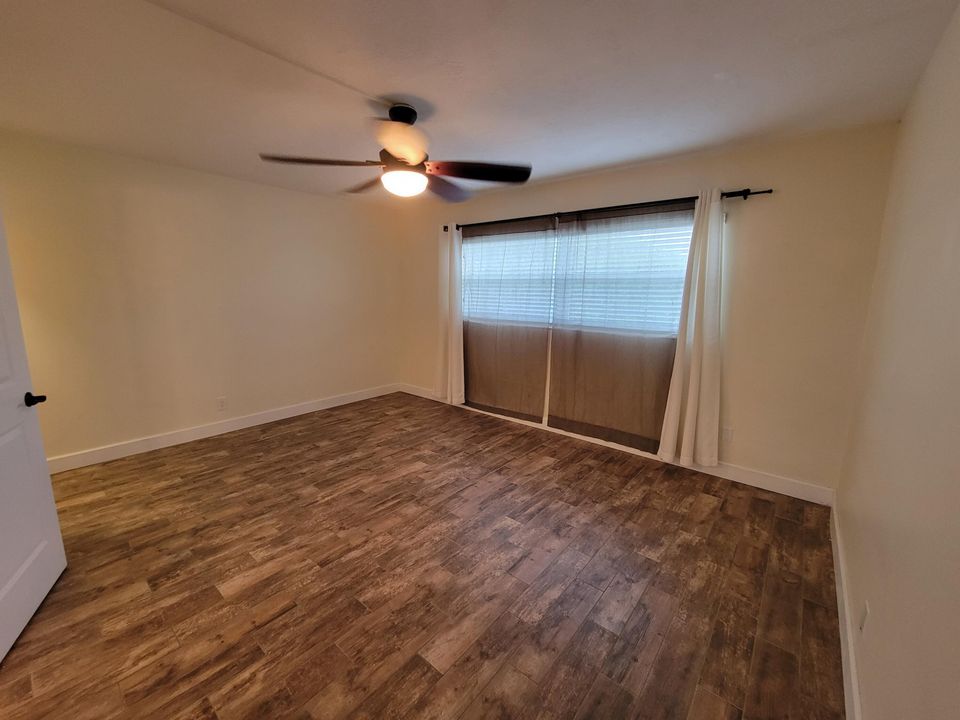 Active With Contract: $1,799 (1 beds, 1 baths, 719 Square Feet)