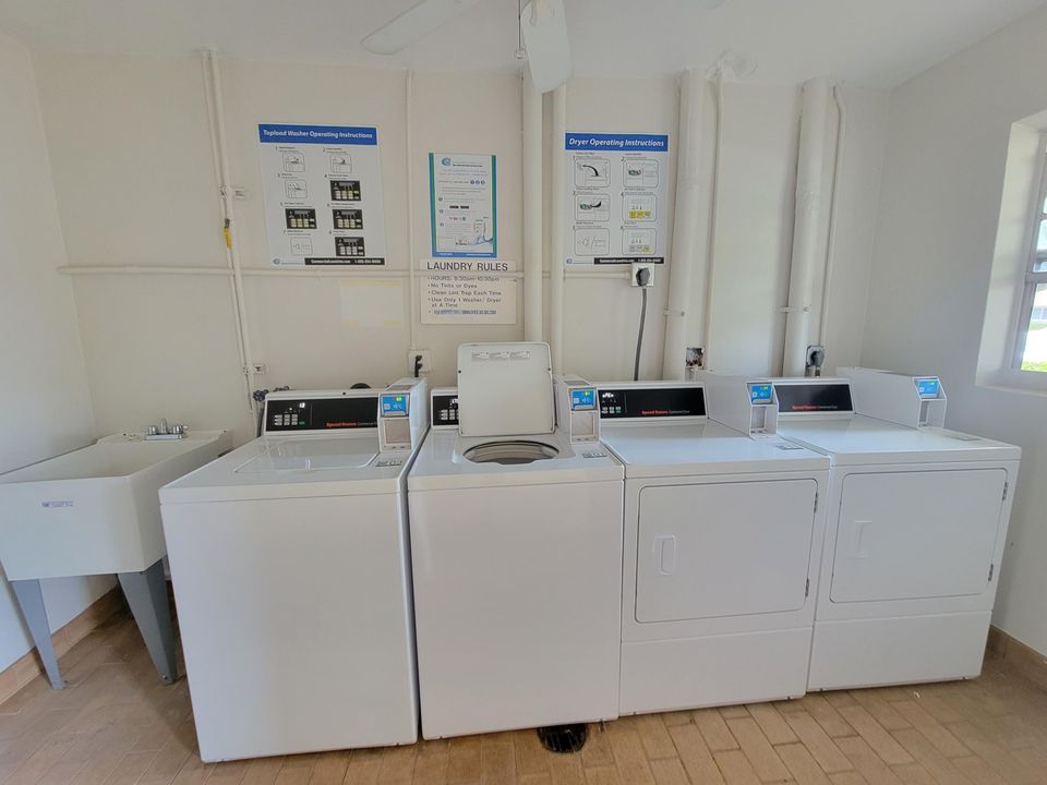 Active With Contract: $1,799 (1 beds, 1 baths, 719 Square Feet)