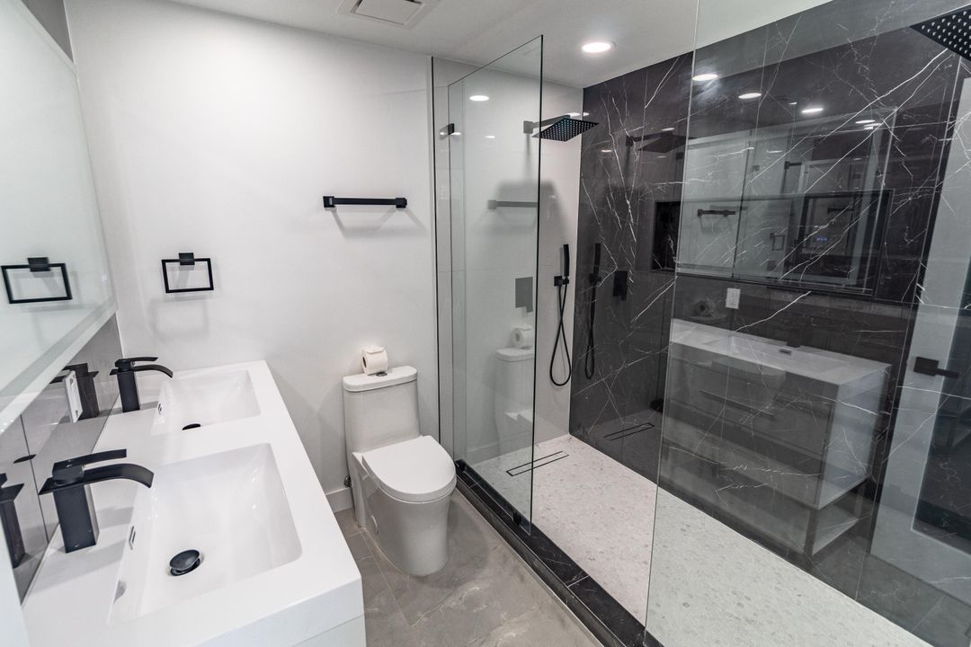 Под контрактом: $995,000 (5 спален, 3 ванн, 2382 Квадратных фут)