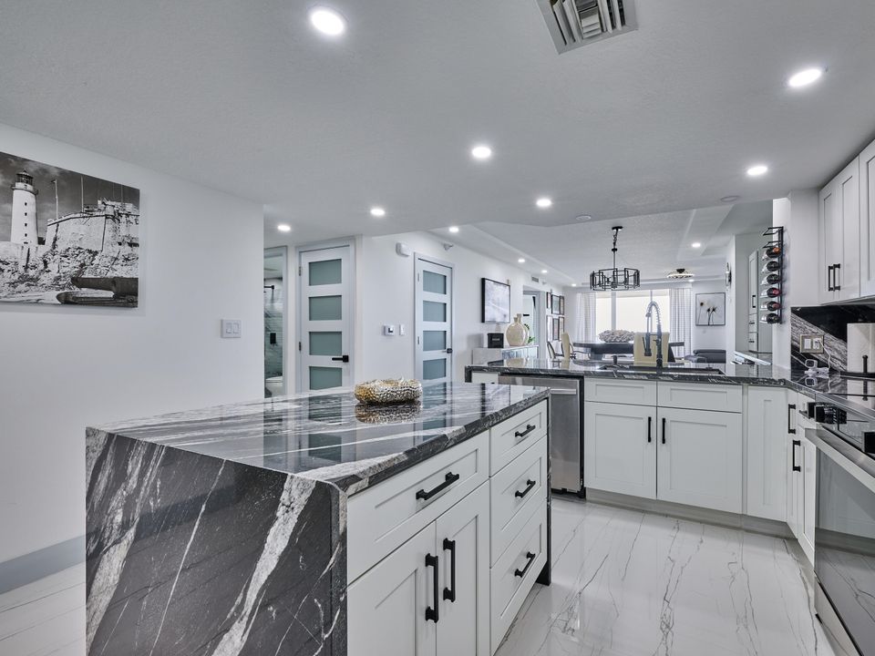 For Rent: $5,500 (3 beds, 2 baths, 1549 Square Feet)