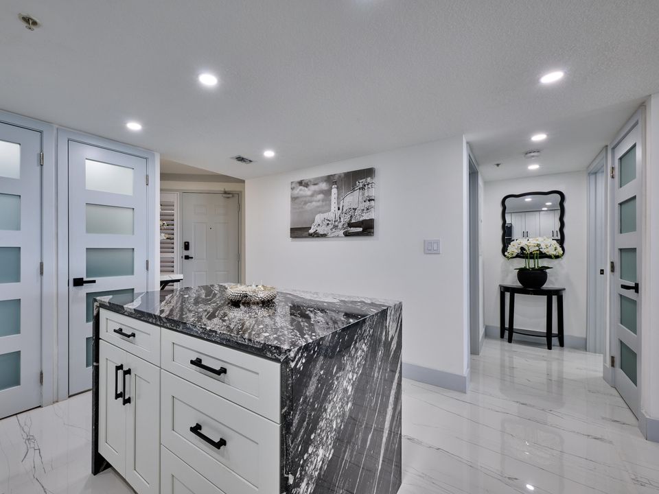 For Rent: $5,500 (3 beds, 2 baths, 1549 Square Feet)