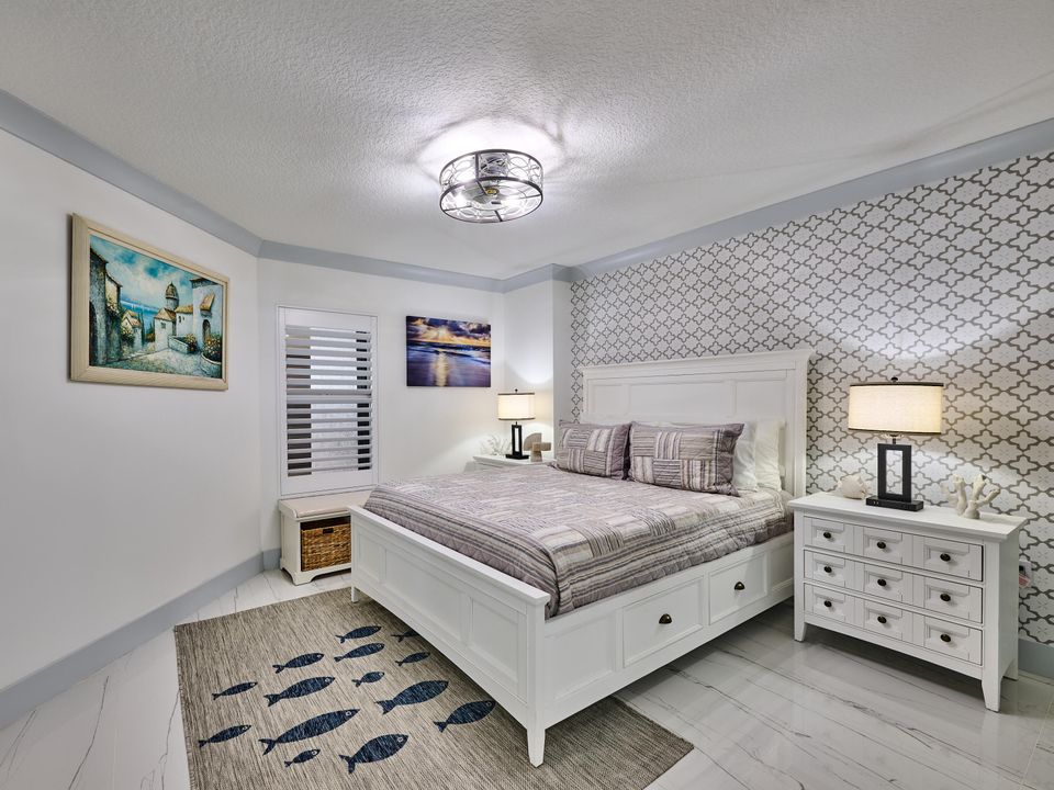 For Rent: $5,500 (3 beds, 2 baths, 1549 Square Feet)