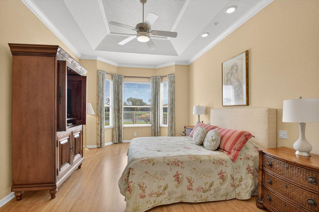 Active With Contract: $575,000 (3 beds, 2 baths, 2331 Square Feet)