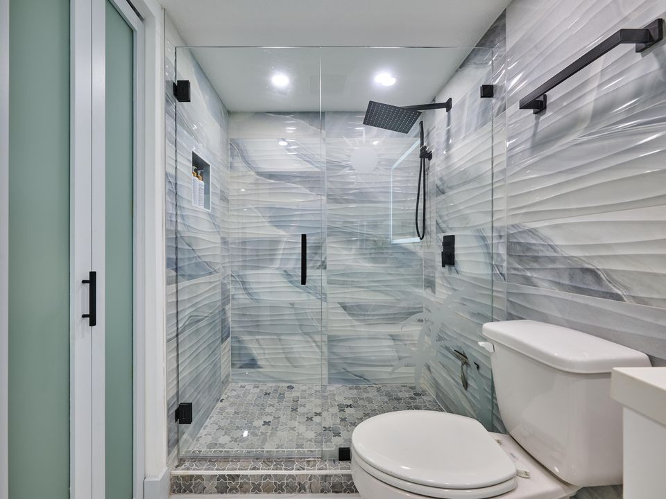 For Rent: $5,500 (3 beds, 2 baths, 1549 Square Feet)